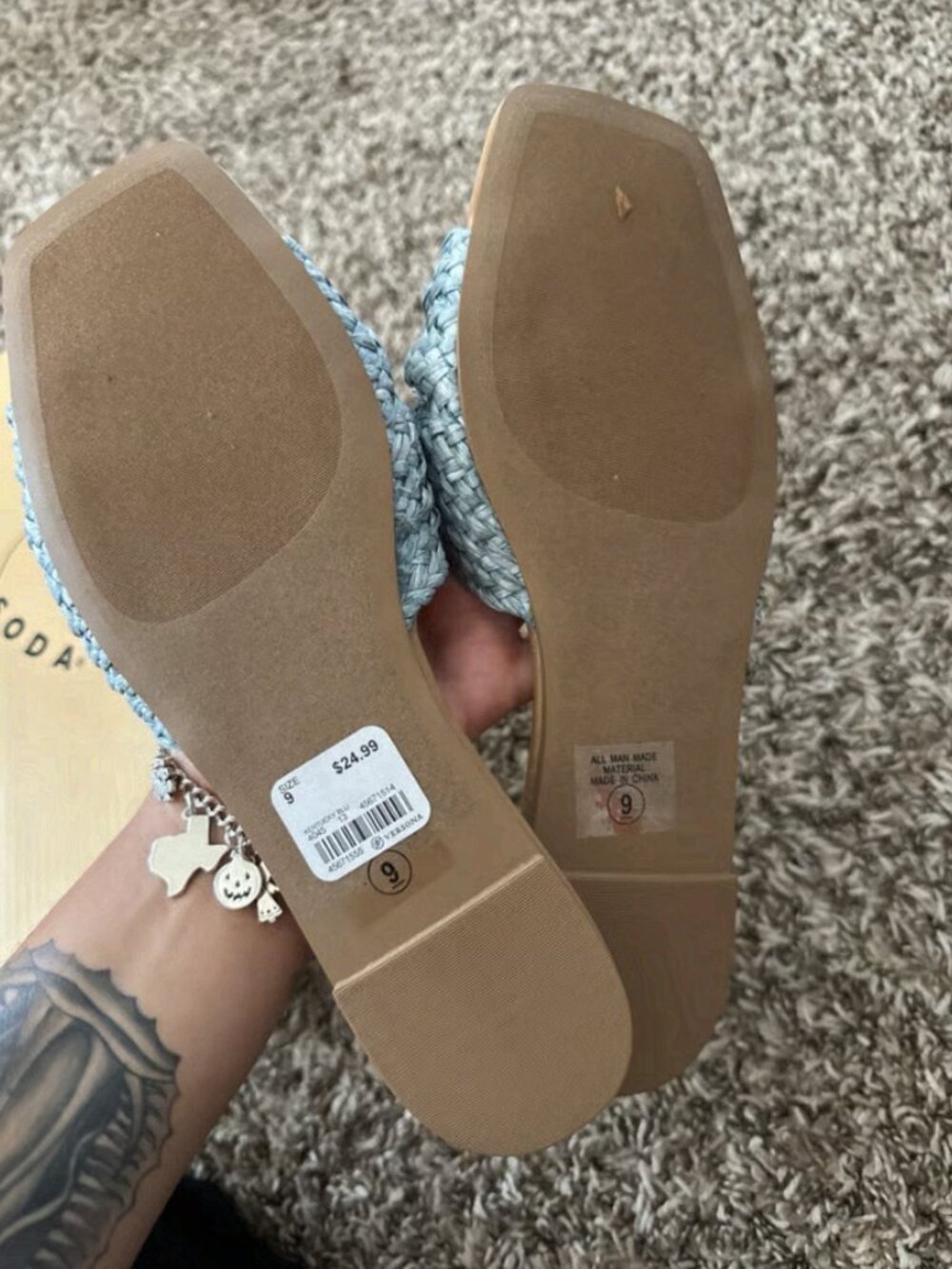 Sandals - Picture 3 of 3